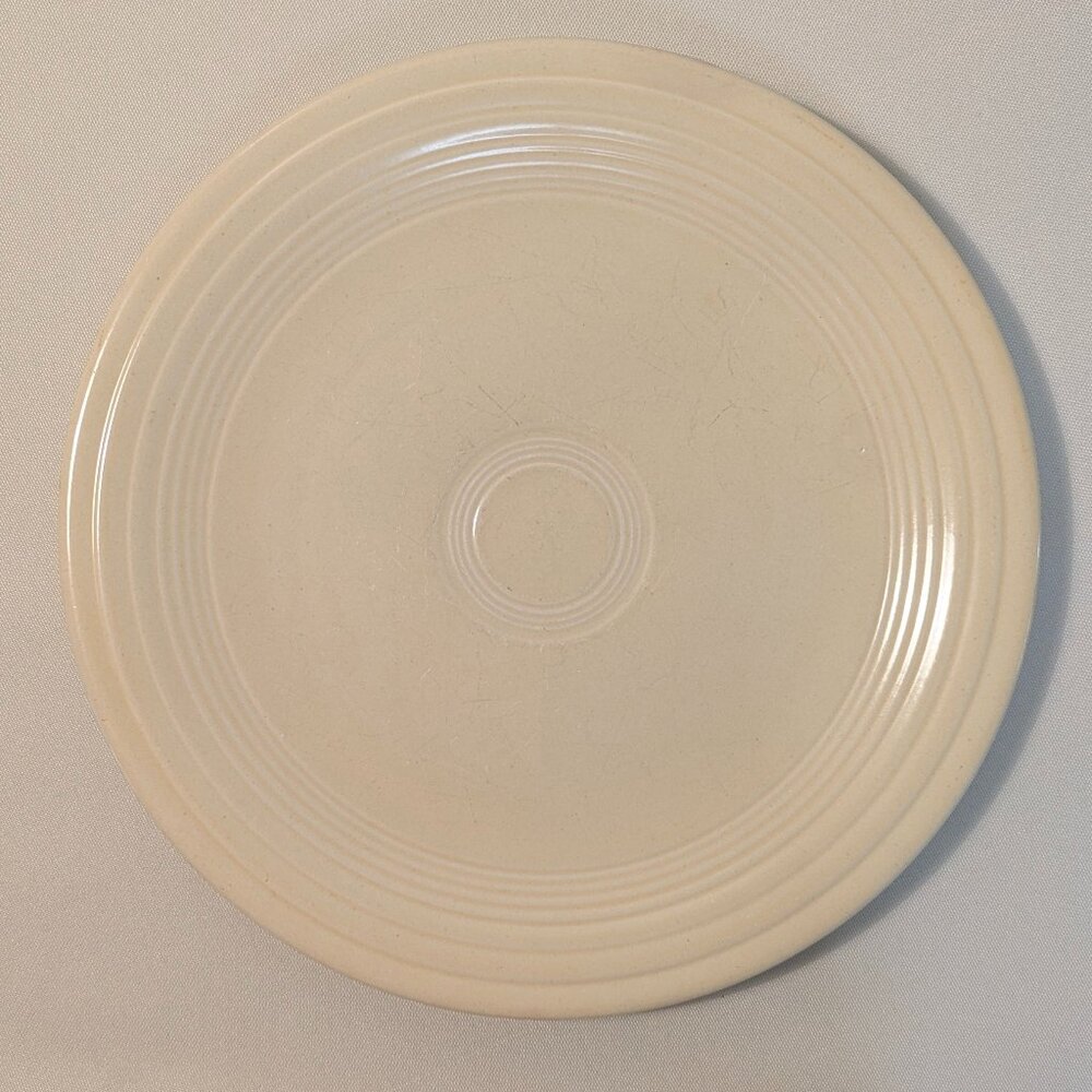 Vintage Fiesta Original Ivory 9" Lunch Plate, Homer Laughlin 1936-1969